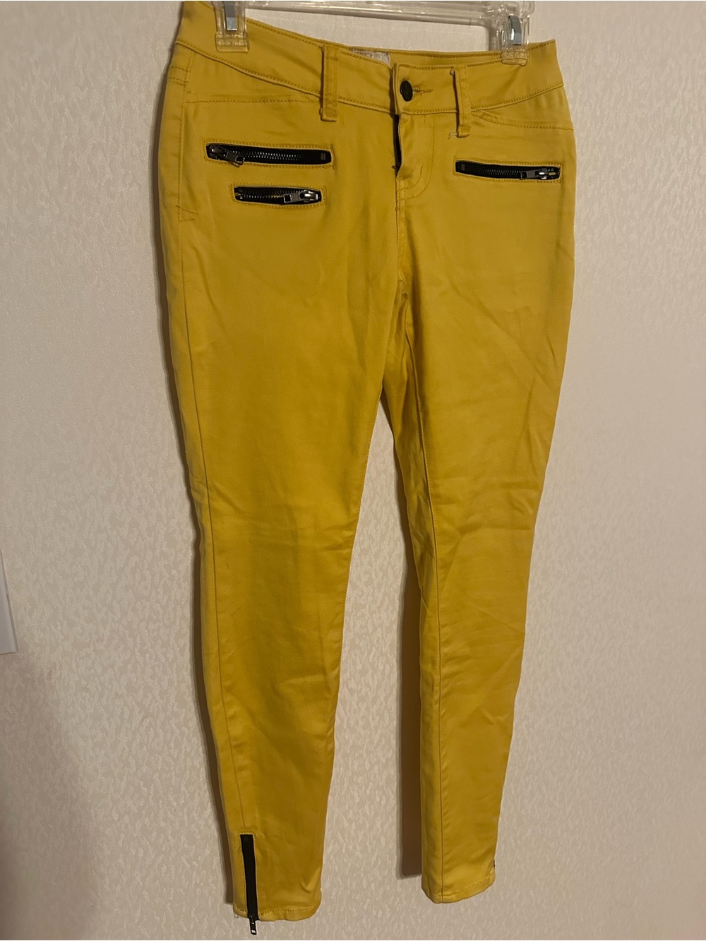 Arden B Mustard Yellow Skinny Pants with Zip Details